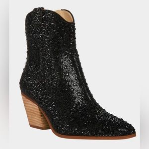 Betsy Johnson Diva Black - size 11 BRAND NEW